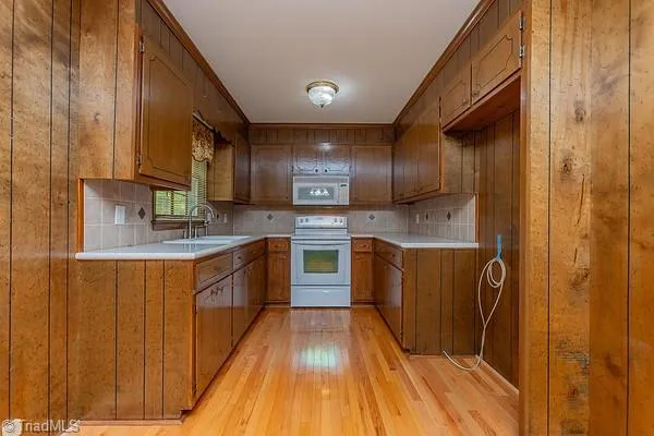 $270,000 | 446 Joan Drive, Lexington, NC 27292