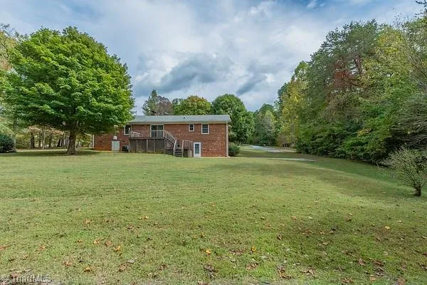$270,000 | 446 Joan Drive, Lexington, NC 27292