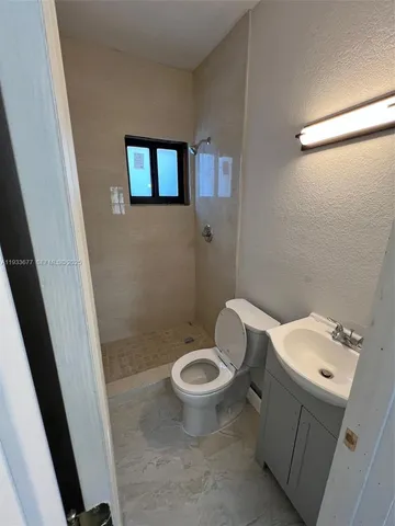 $4,250 | 2169 Northwest Flagler Terrace, Miami, FL 33125