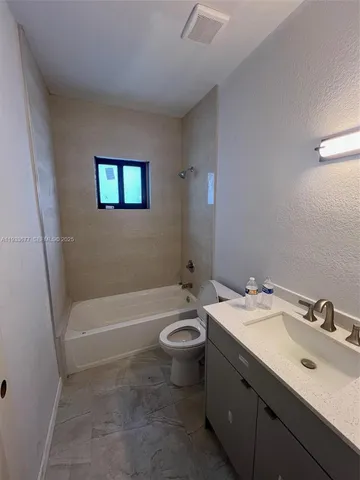 $4,250 | 2169 Northwest Flagler Terrace, Miami, FL 33125