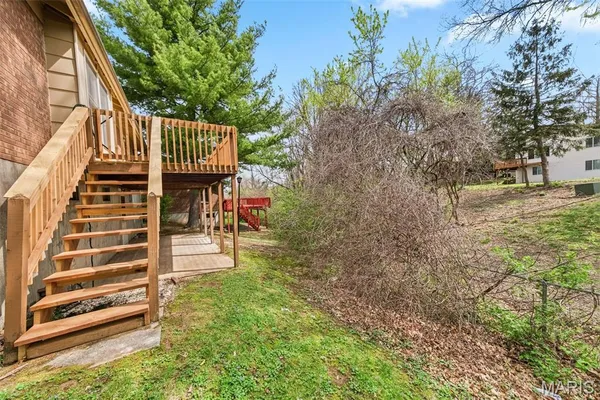 $189,000 | 2 East Tarpon Court, Florissant, MO 63033