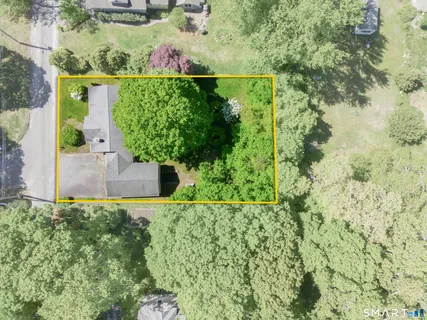 $750,000 | 26 Grandview Terrace, Essex, CT 06426