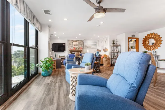 $750,000 | 260 Water Street, Unit 5E, St. Joseph, MI 49085