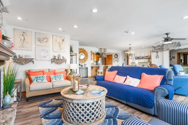 $750,000 | 260 Water Street, Unit 5E, St. Joseph, MI 49085