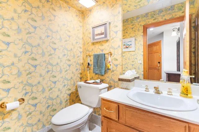 $750,000 | 260 Water Street, Unit 5E, St. Joseph, MI 49085