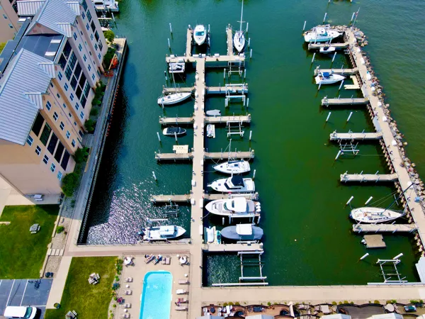 $750,000 | 260 Water Street, Unit 5E, St. Joseph, MI 49085