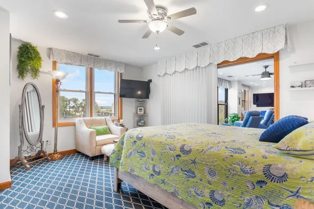 $750,000 | 260 Water Street, Unit 5E, St. Joseph, MI 49085