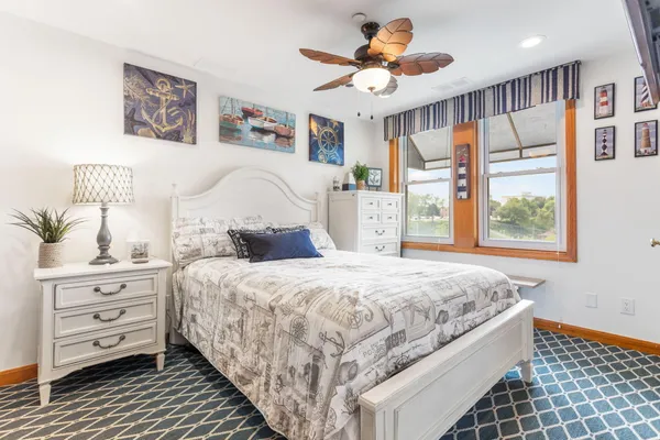 $750,000 | 260 Water Street, Unit 5E, St. Joseph, MI 49085
