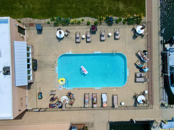 $750,000 | 260 Water Street, Unit 5E, St. Joseph, MI 49085