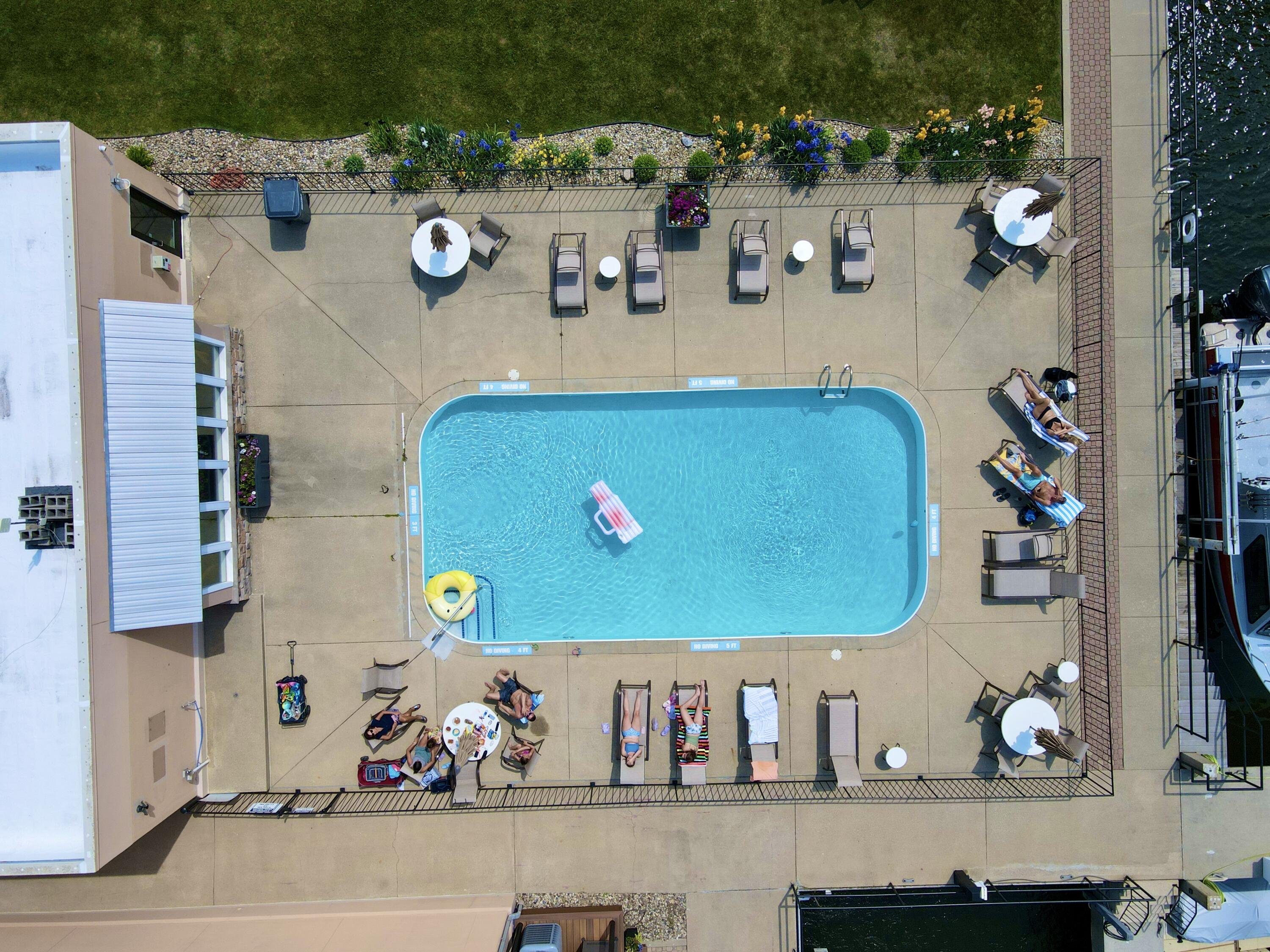 260 Water Street, Unit 5E St. Joseph, MI 49085 - Photo 4 of 75 dji_fly_20250607_151814_738_174932400184