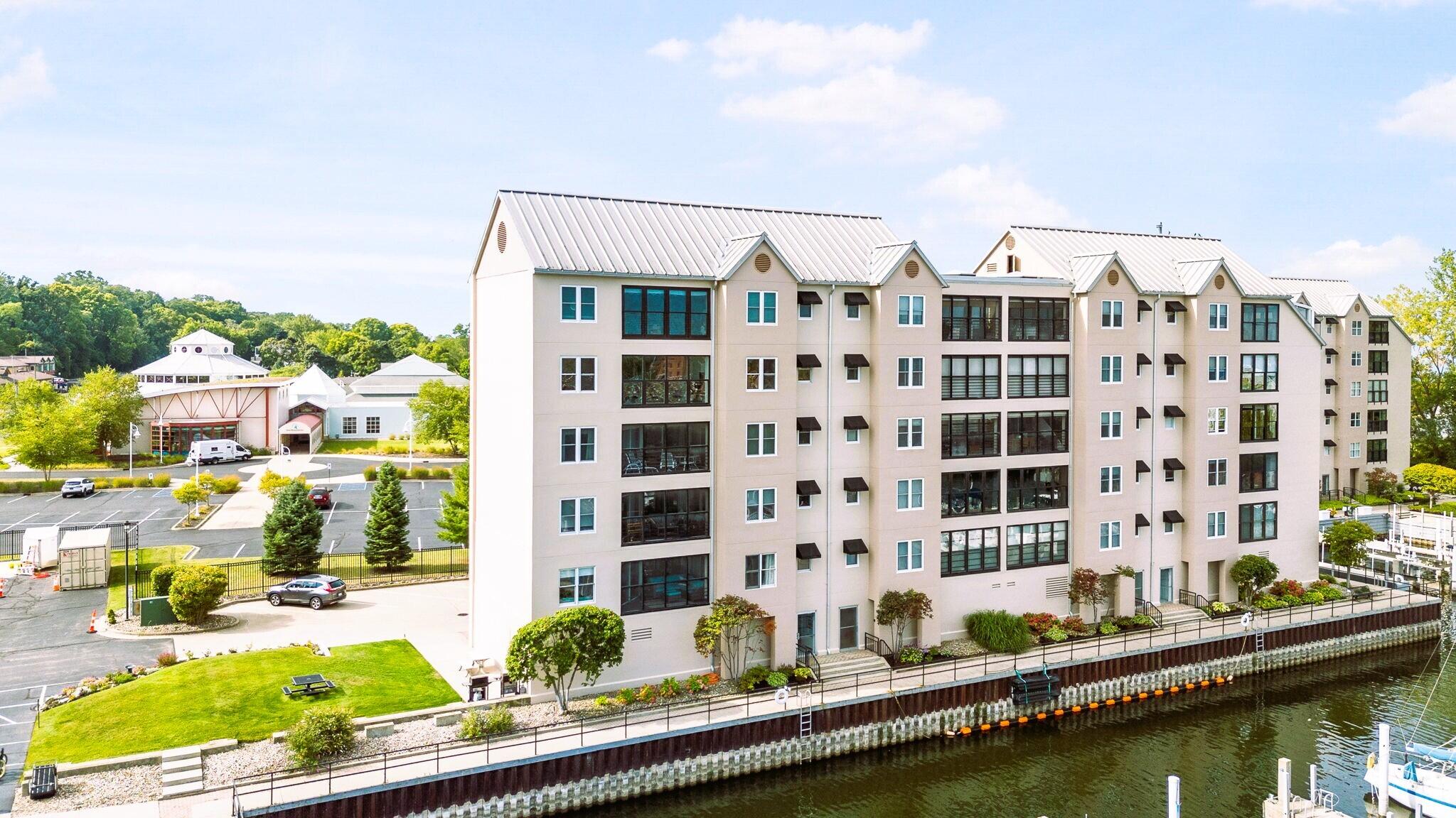 260 Water Street, Unit 5E St. Joseph, MI 49085 - Photo 55 of 75 4-web-or-mls-260-lake-st-unit-5e