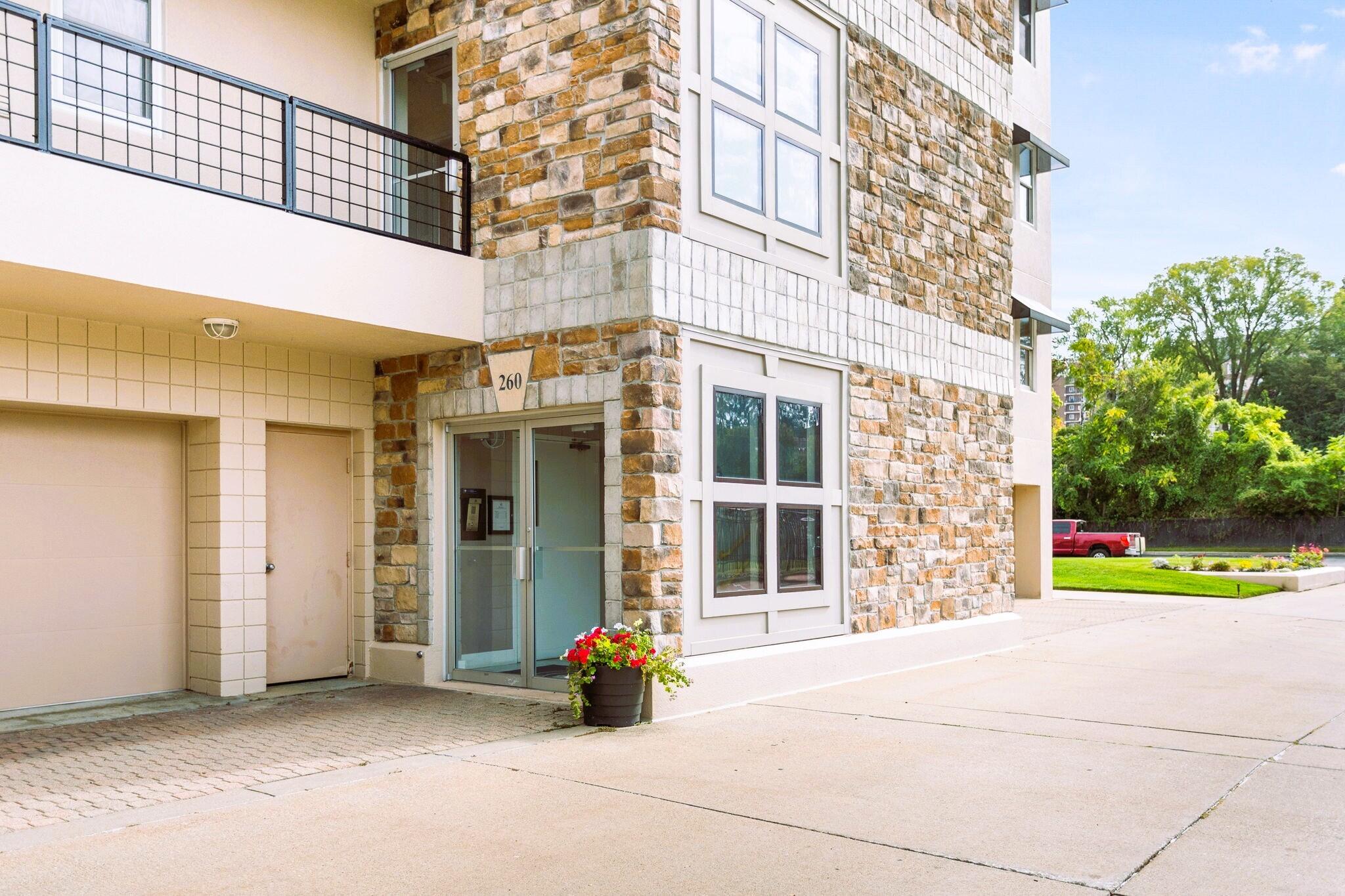 260 Water Street, Unit 5E St. Joseph, MI 49085 - Photo 58 of 75 7-web-or-mls-260-lake-st-unit-5e