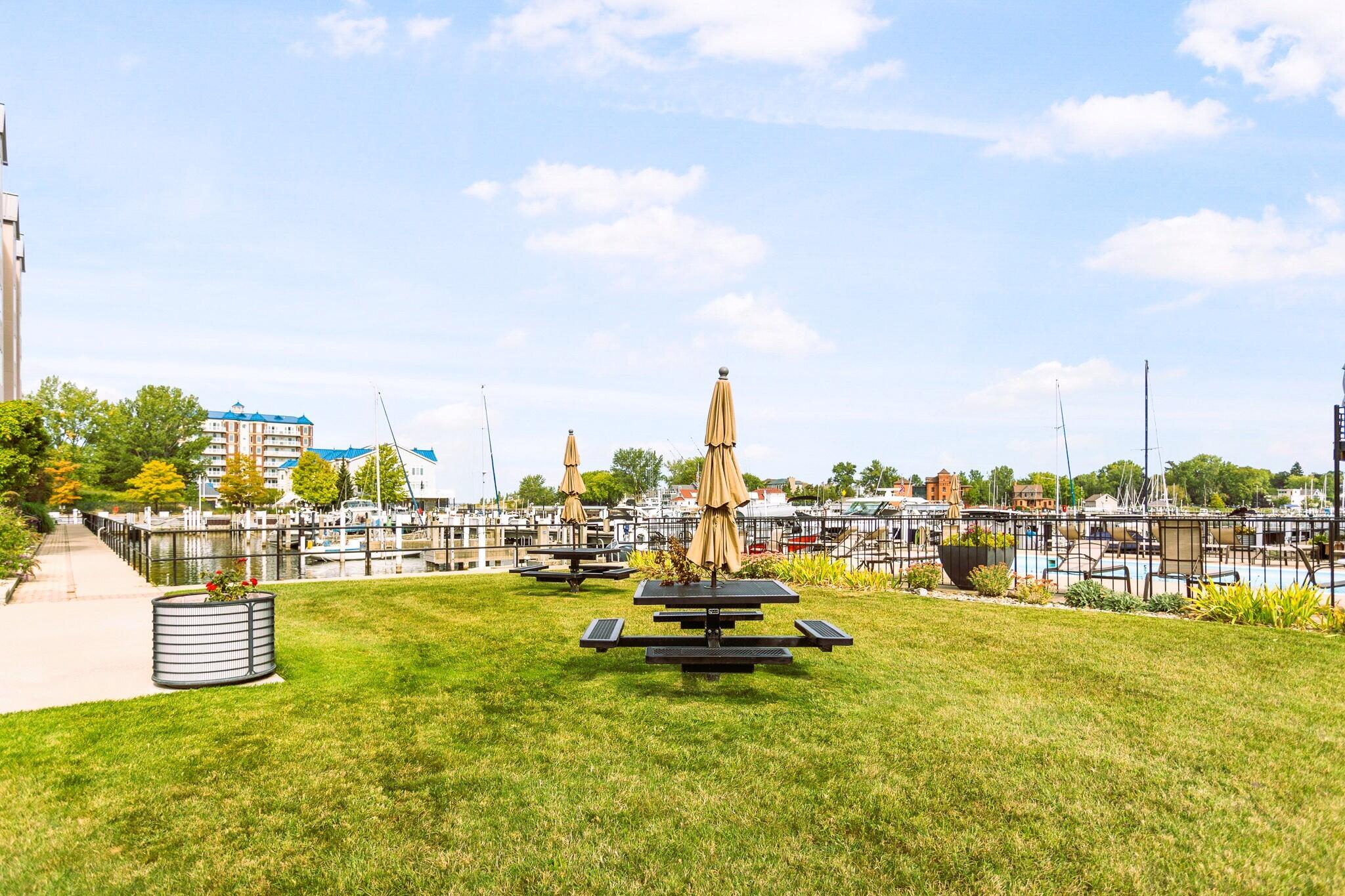 260 Water Street, Unit 5E St. Joseph, MI 49085 - Photo 64 of 75 15-web-or-mls-260-lake-st-unit-5e