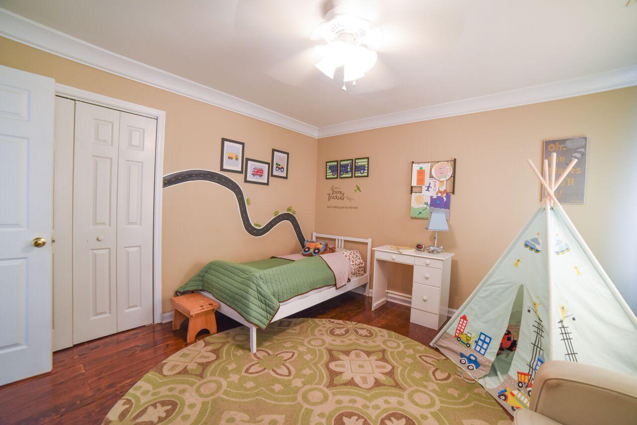 409 Springfield Road Mount Pleasant, SC 29464 - Photo 17 of 23 Bedroom3