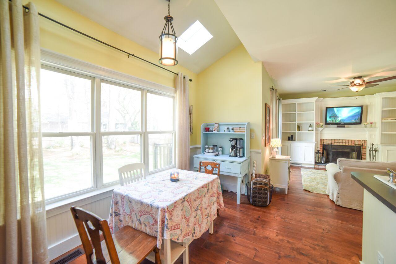 409 Springfield Road Mount Pleasant, SC 29464 - Photo 8 of 23 Eat In Kitchen