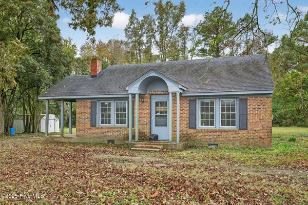 $235,000 | 2400 Wilmington Highway, Willard, NC 28478