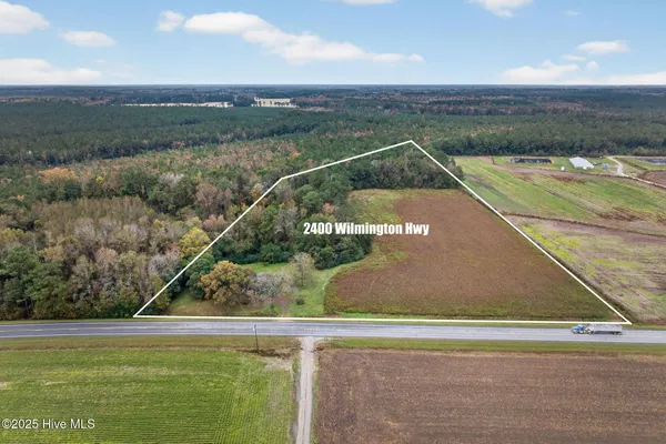 $235,000 | 2400 Wilmington Highway, Willard, NC 28478