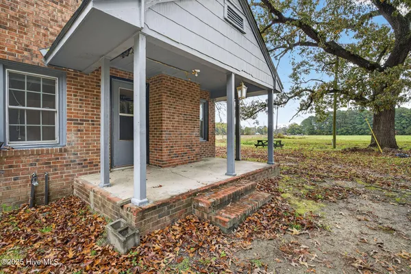 $235,000 | 2400 Wilmington Highway, Willard, NC 28478