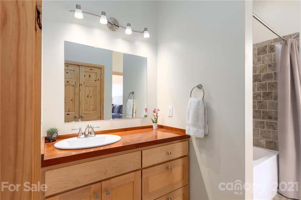 40 High Country Road Weaverville, NC 28787 - Photo 15 of 35 Gallery Image 15