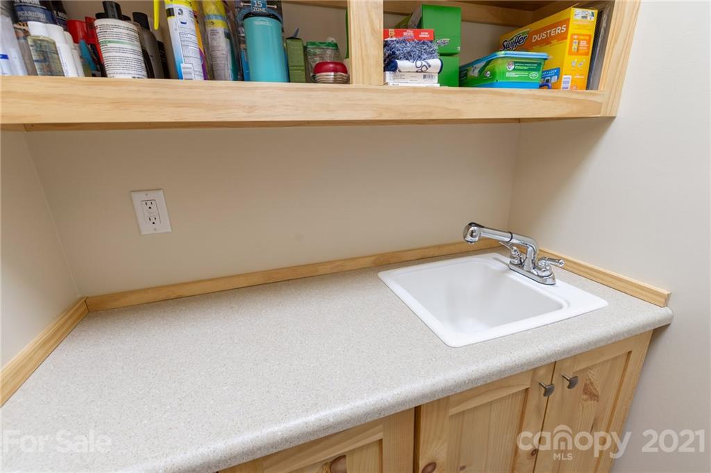 40 High Country Road Weaverville, NC 28787 - Photo 29 of 35 Gallery Image 29