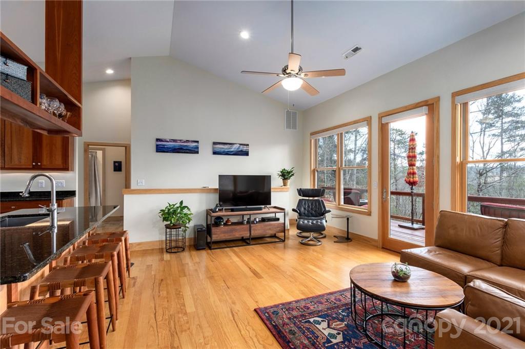 40 High Country Road Weaverville, NC 28787 - Photo 5 of 35 Gallery Image 5