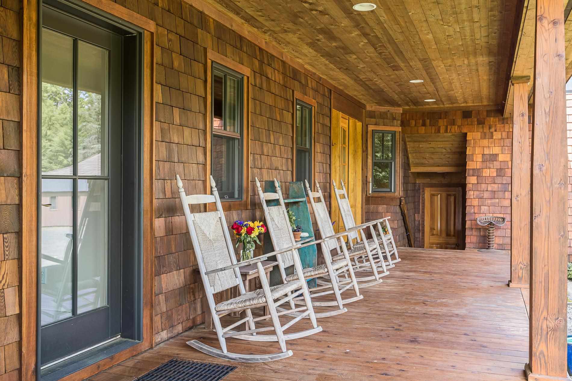 989 Moscow Road Stowe, VT 05672 - Photo 4 of 33 Gallery Image 4