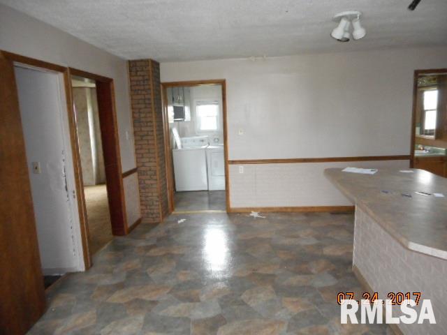 1319 Mennonite Road Metamora, IL 61548 - Photo 6 of 19 Gallery Image 6