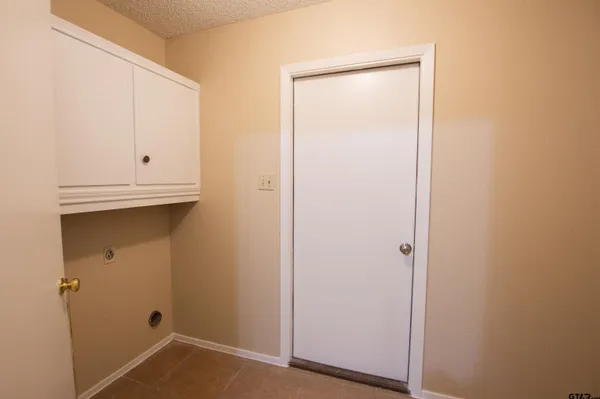 a view of room with window