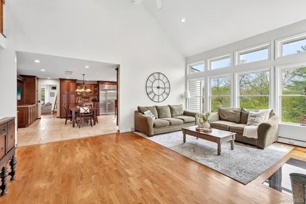 $1,050,000 | 6 Dunderberg Road, Tomkins Cove, NY 10986