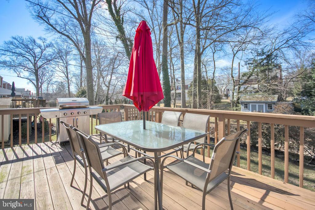 2524 Prescott Road Havertown, PA 19083 - Photo 17 of 34 Deck