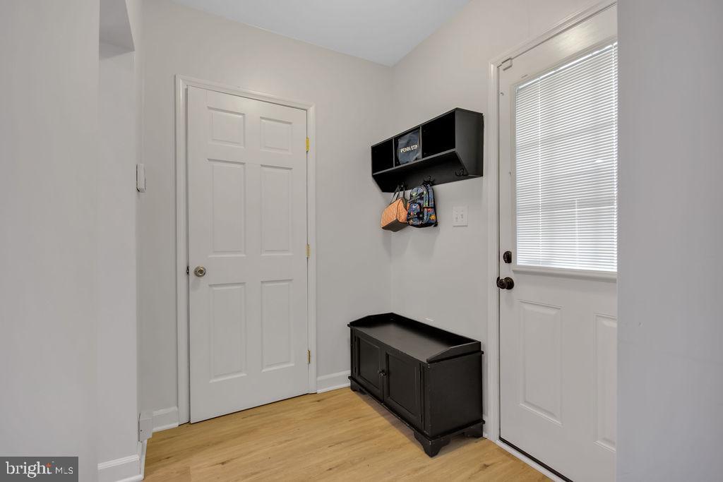 2524 Prescott Road Havertown, PA 19083 - Photo 10 of 34 Mud room