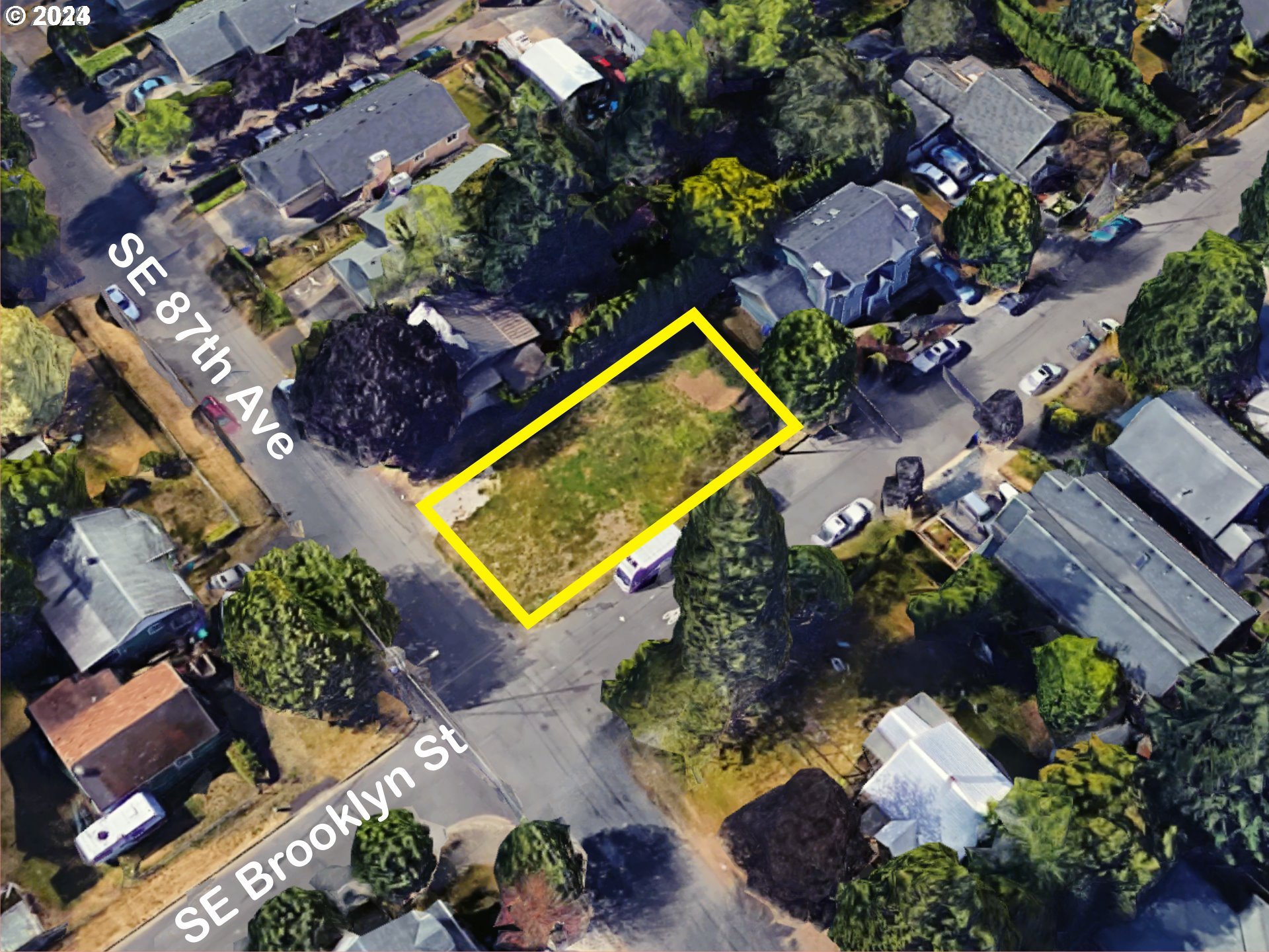 8680 Southeast Brooklyn Street Portland, OR 97266 - Photo 1 of 3