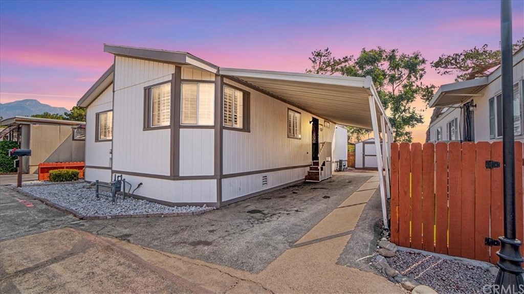 a house view with a outdoor space