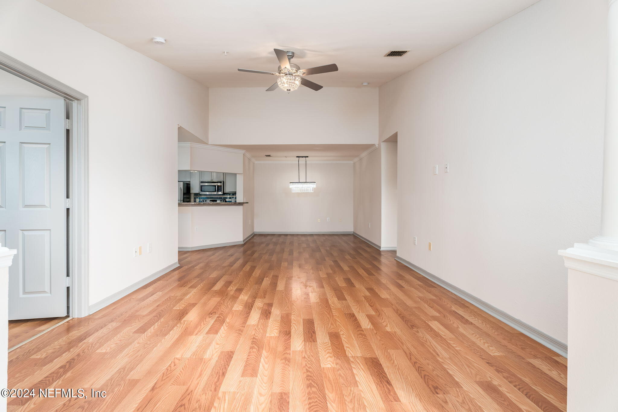 10961 Burnt Mill Road, Unit 436 Jacksonville, FL 32256 - Photo 10 of 18 9-web-or-mls-10961 Burnt Mill Rd Unit 43