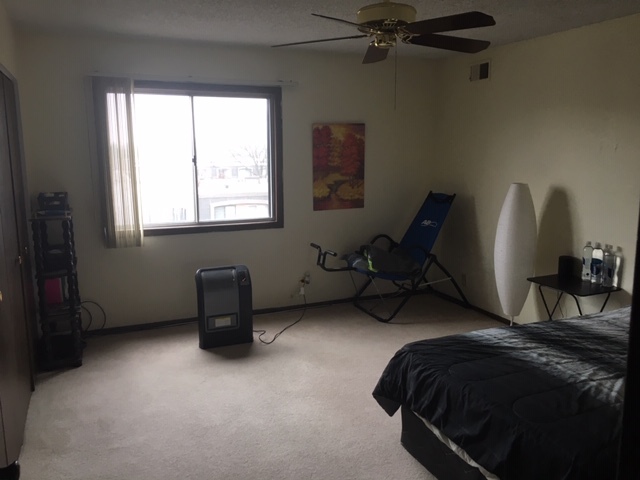 601 West Huntington Commons Road, Unit 412 Mount Prospect, IL 60056 - Photo 5 of 8
