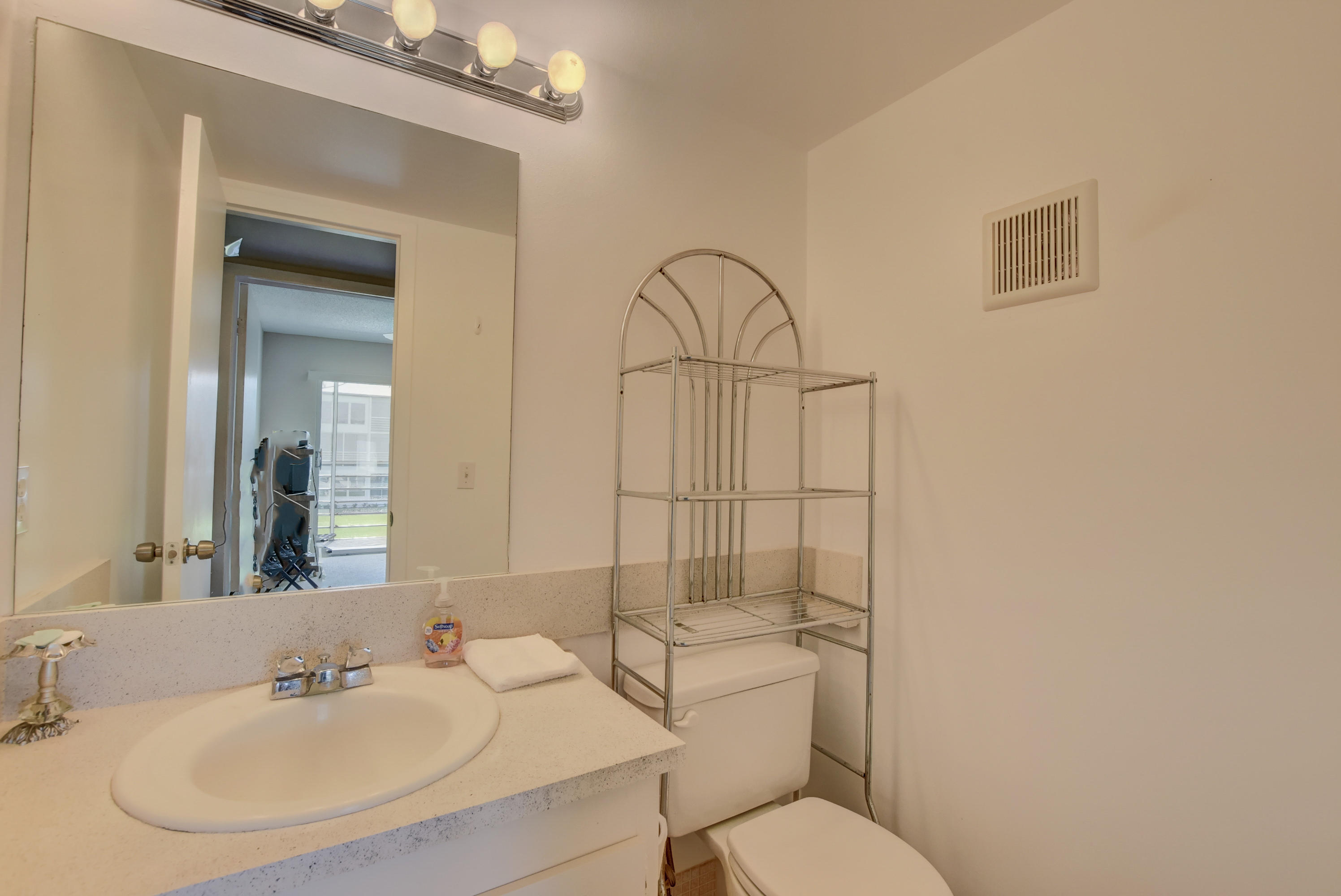 154 Mansfield D Boca Raton, FL 33434 - Photo 14 of 21 BH 154 Mansfield D-14
