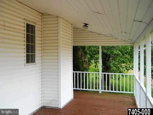 2686 Myers Road Spring Grove, PA 17362 - Photo 4 of 23