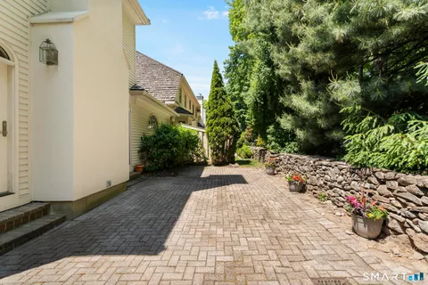 $1,199,000 | 130 Stillson Road, Unit 130, Fairfield, CT 06825