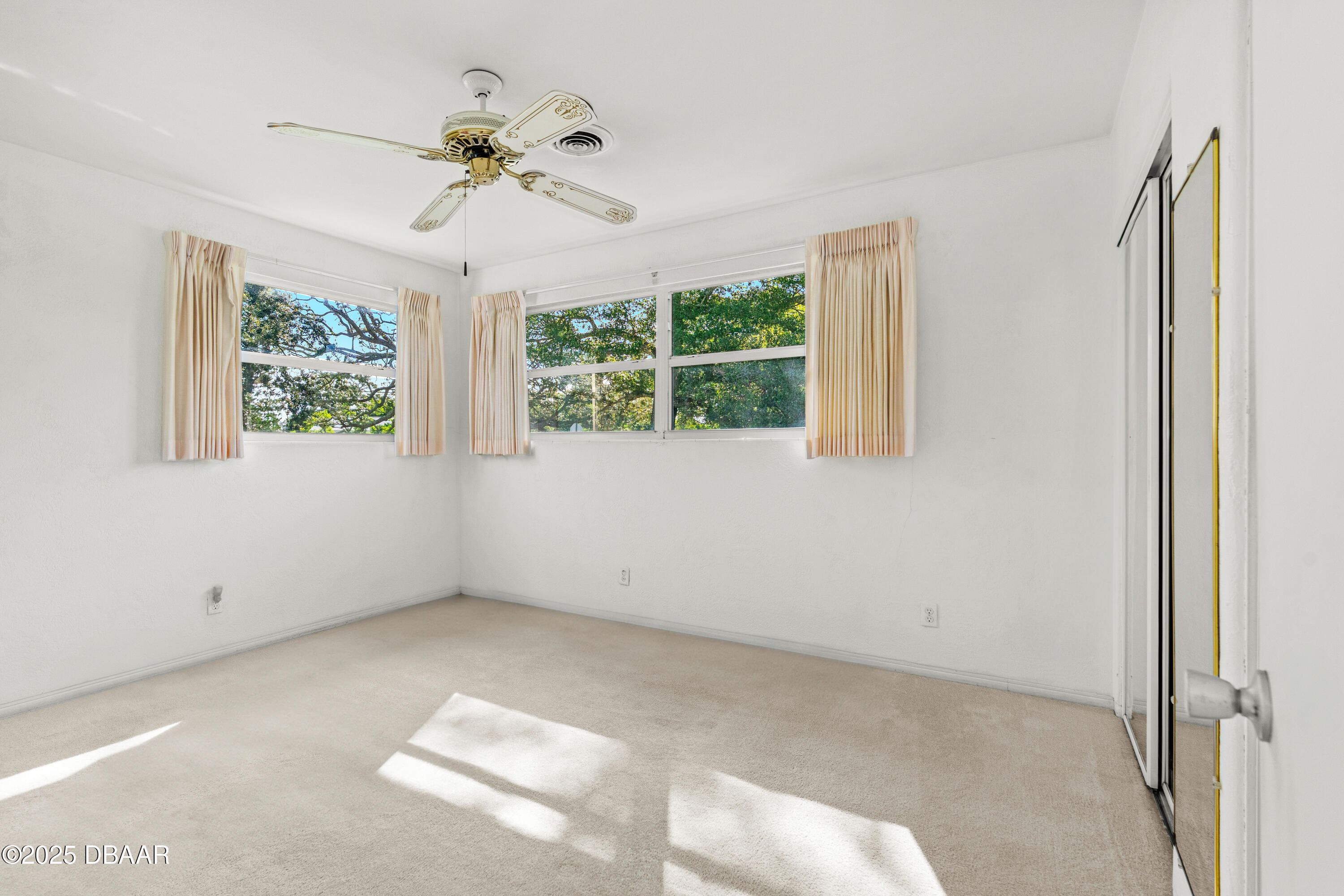 596 South Ridgewood Avenue Ormond Beach, FL 32174 - Photo 31 of 41 596 S. Ridgewood -22