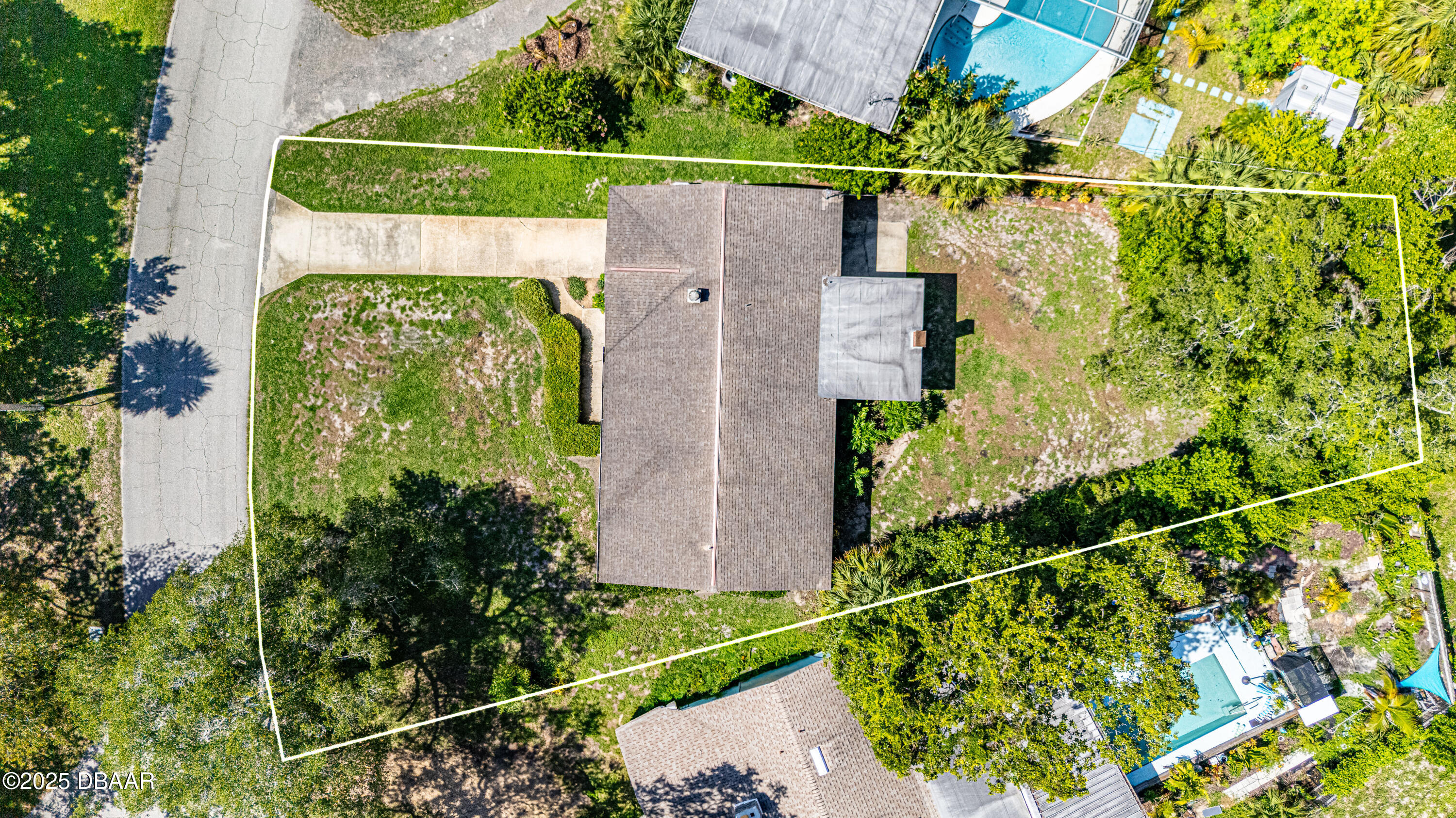 596 South Ridgewood Avenue Ormond Beach, FL 32174 - Photo 4 of 41 596 S. Ridgewood -33