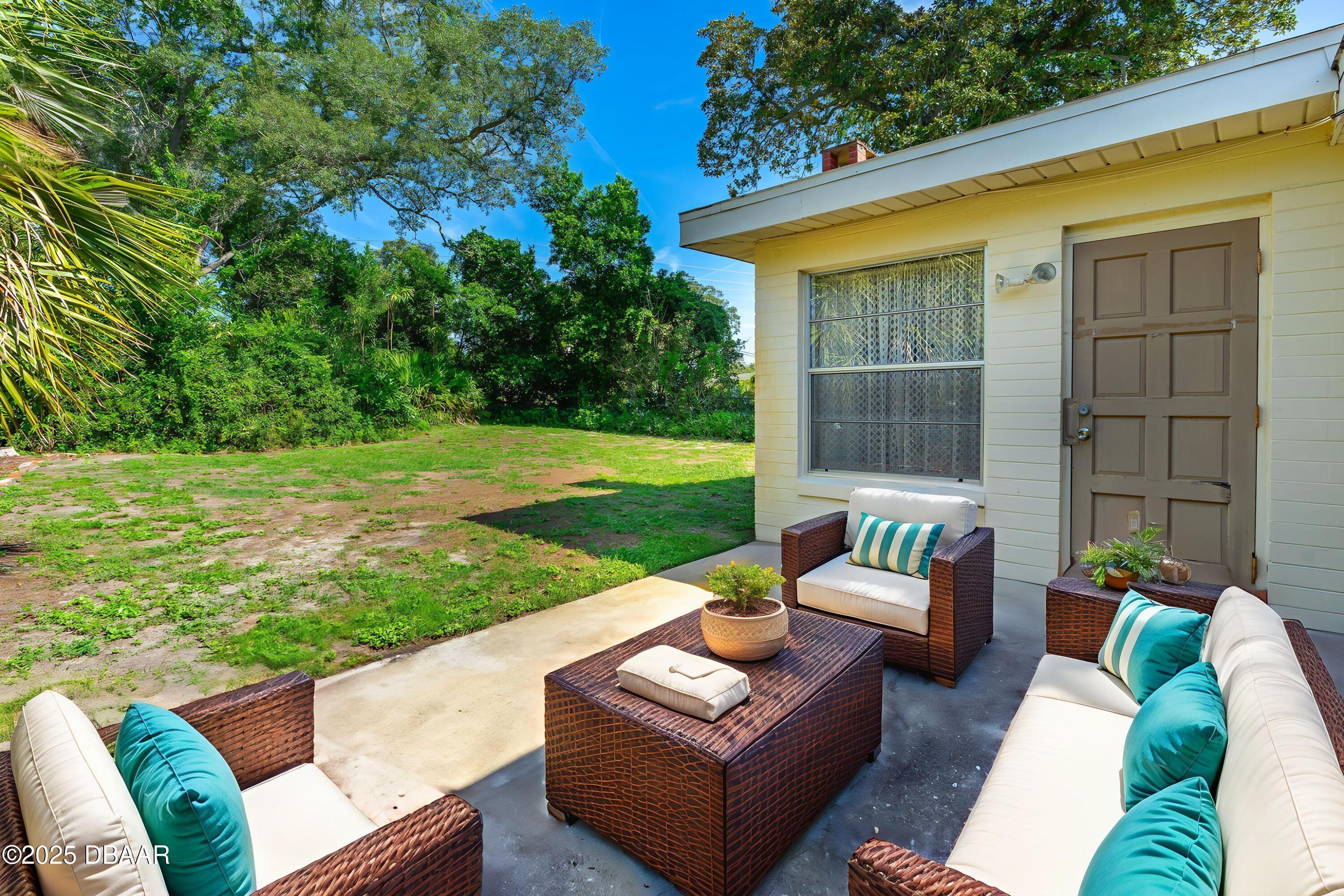 596 South Ridgewood Avenue Ormond Beach, FL 32174 - Photo 5 of 41 596-S.-Ridgewood-7 - Outdoor - Standard