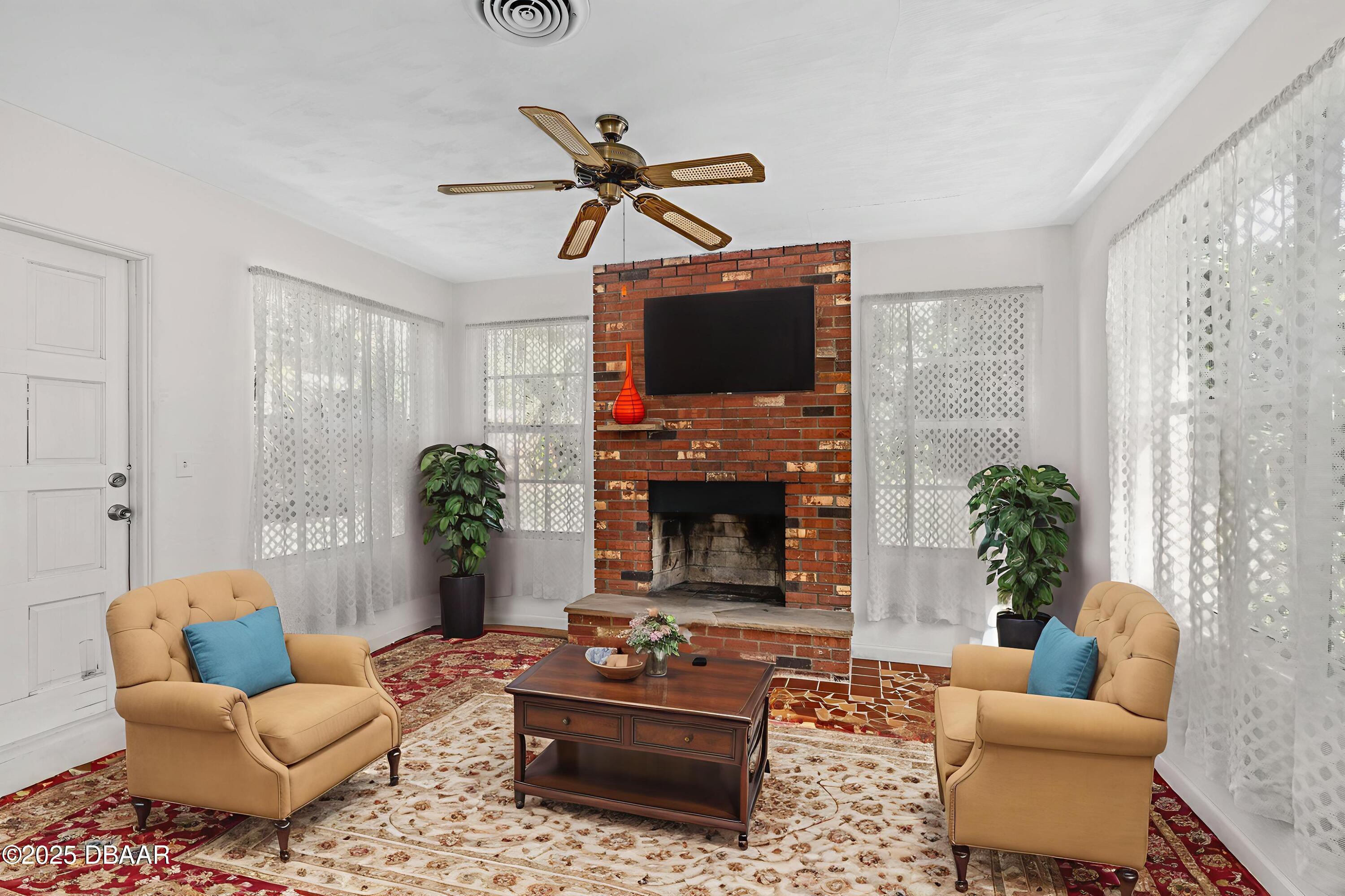 596 South Ridgewood Avenue Ormond Beach, FL 32174 - Photo 6 of 41 596-S.-Ridgewood-17 - Home Office - Stan