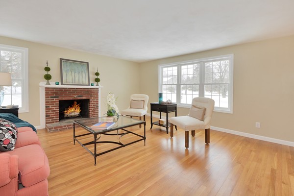 7 Patriots Road Acton, MA 01720 - Photo 3 of 23 Gallery Image 3