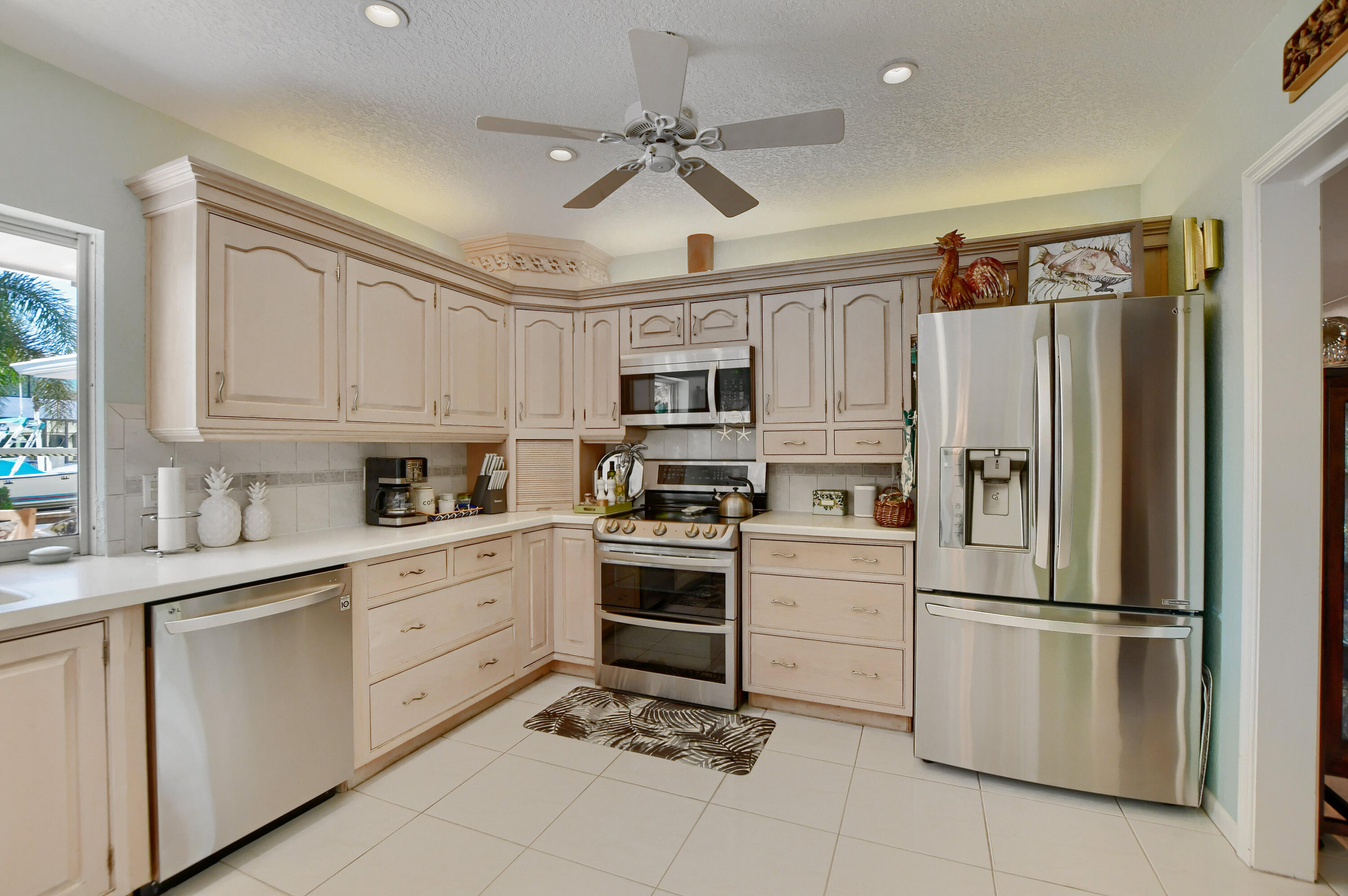 820 Northeast 33rd Street Boca Raton, FL 33431 - Photo 18 of 49 37_ebf_6664-hdr(5)