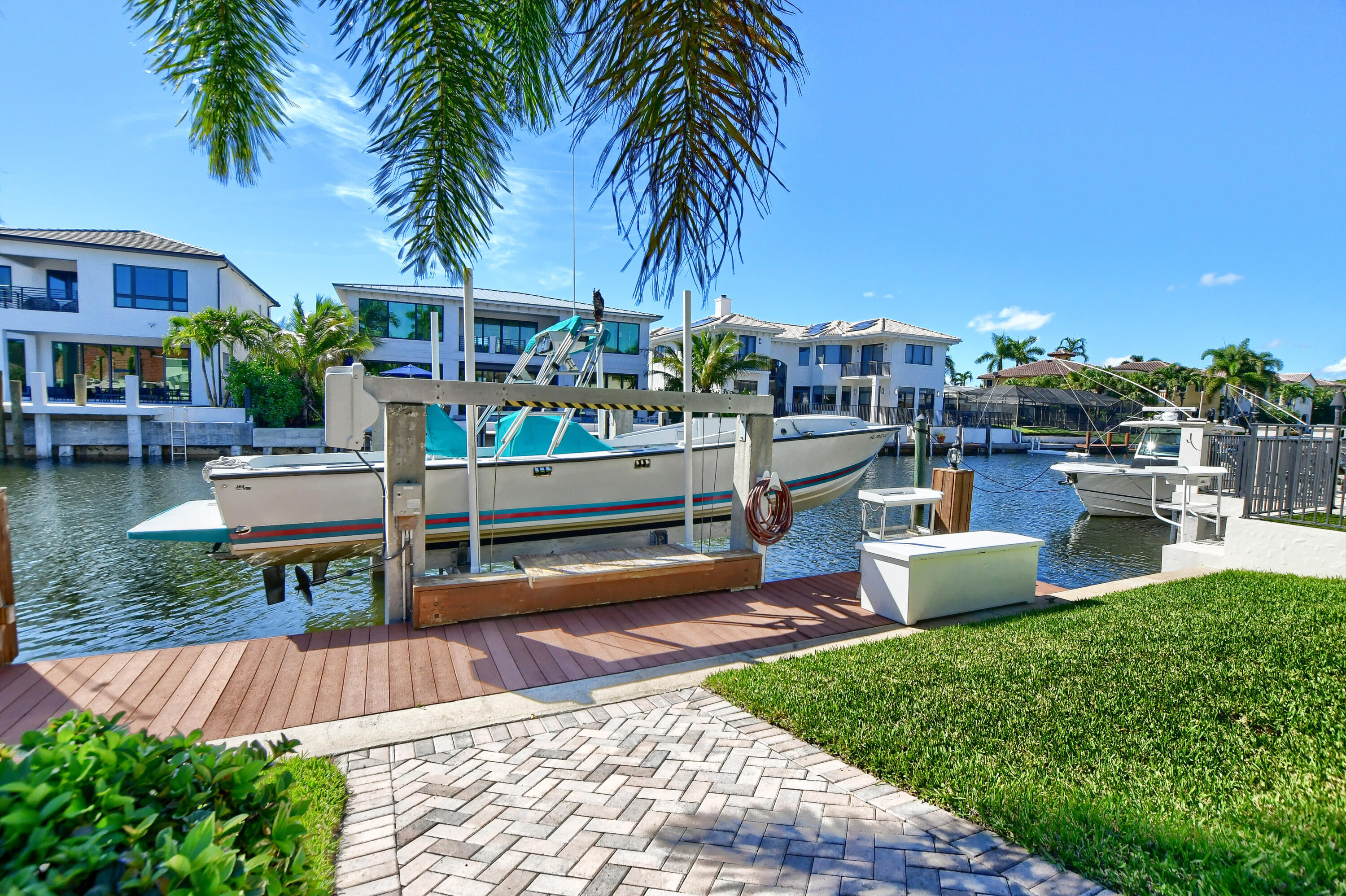 820 Northeast 33rd Street Boca Raton, FL 33431 - Photo 6 of 49 64_ebf_6594-hdr(5)