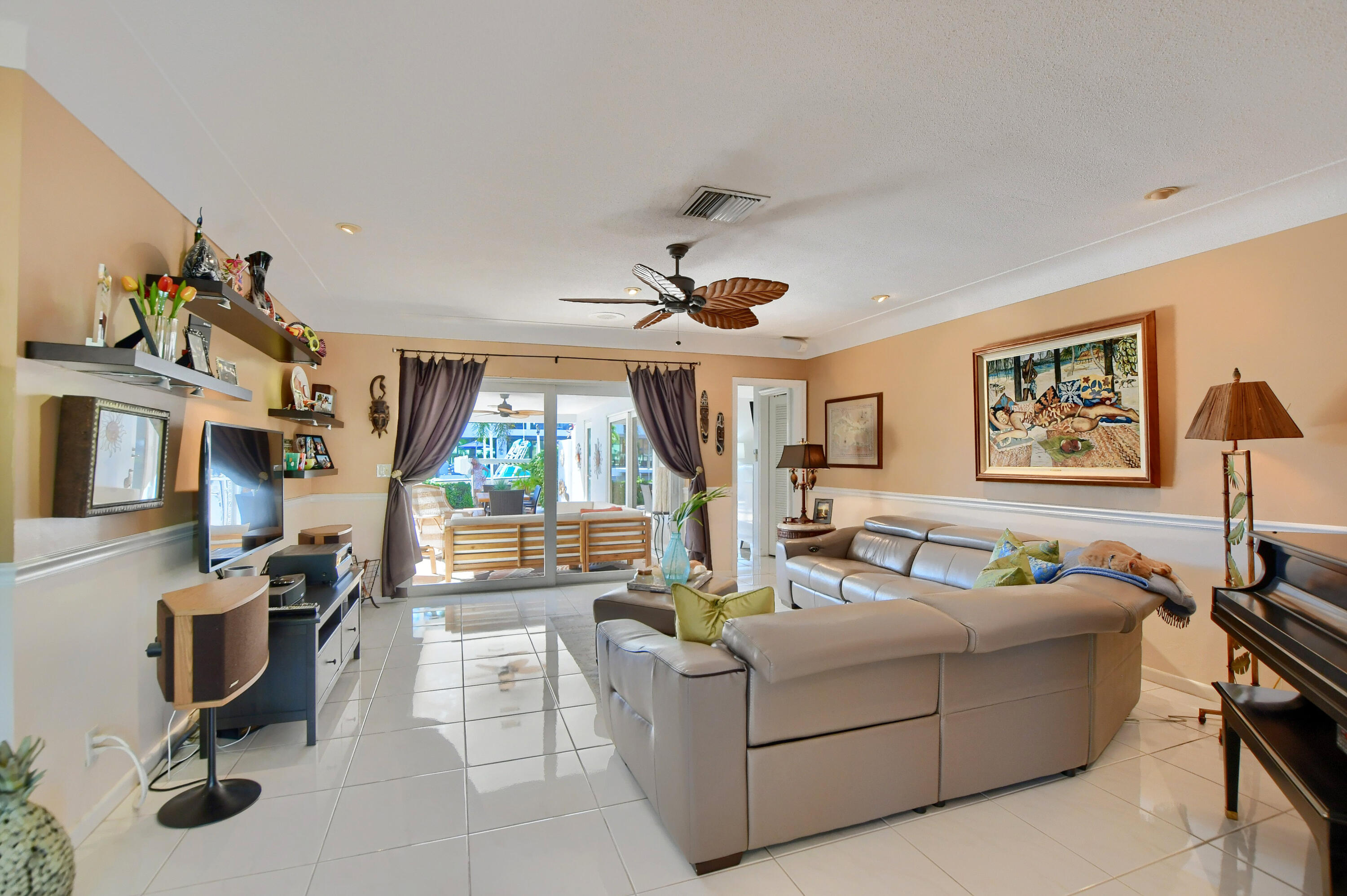 820 Northeast 33rd Street Boca Raton, FL 33431 - Photo 9 of 49 29_ebf_6624-hdr(5)