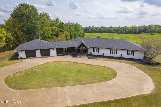 3140 Beech Bluff Road, Jackson, TN 38301