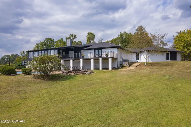 3140 Beech Bluff Road, Jackson, TN 38301
