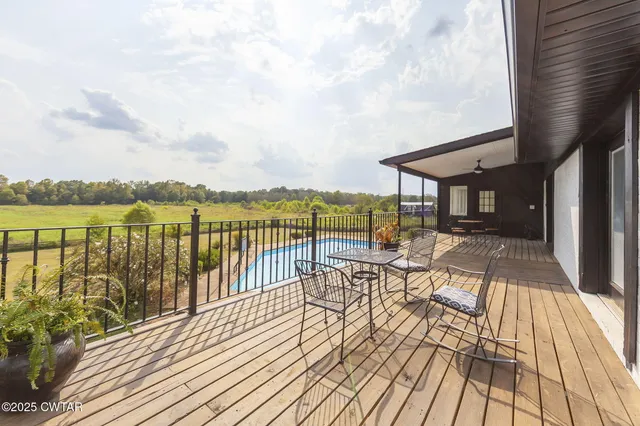 3140 Beech Bluff Road, Jackson, TN 38301