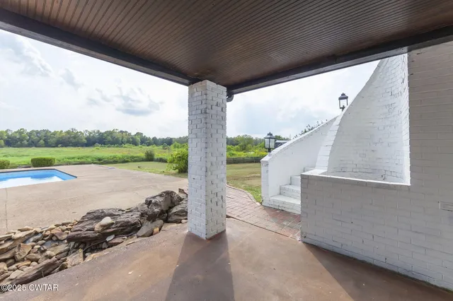 3140 Beech Bluff Road, Jackson, TN 38301